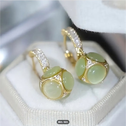 1 Set Of 2 Elegant Women's Ball Pendant Earrings - Allergy-proof Studs, Fashionable Elegant Luxury Design.