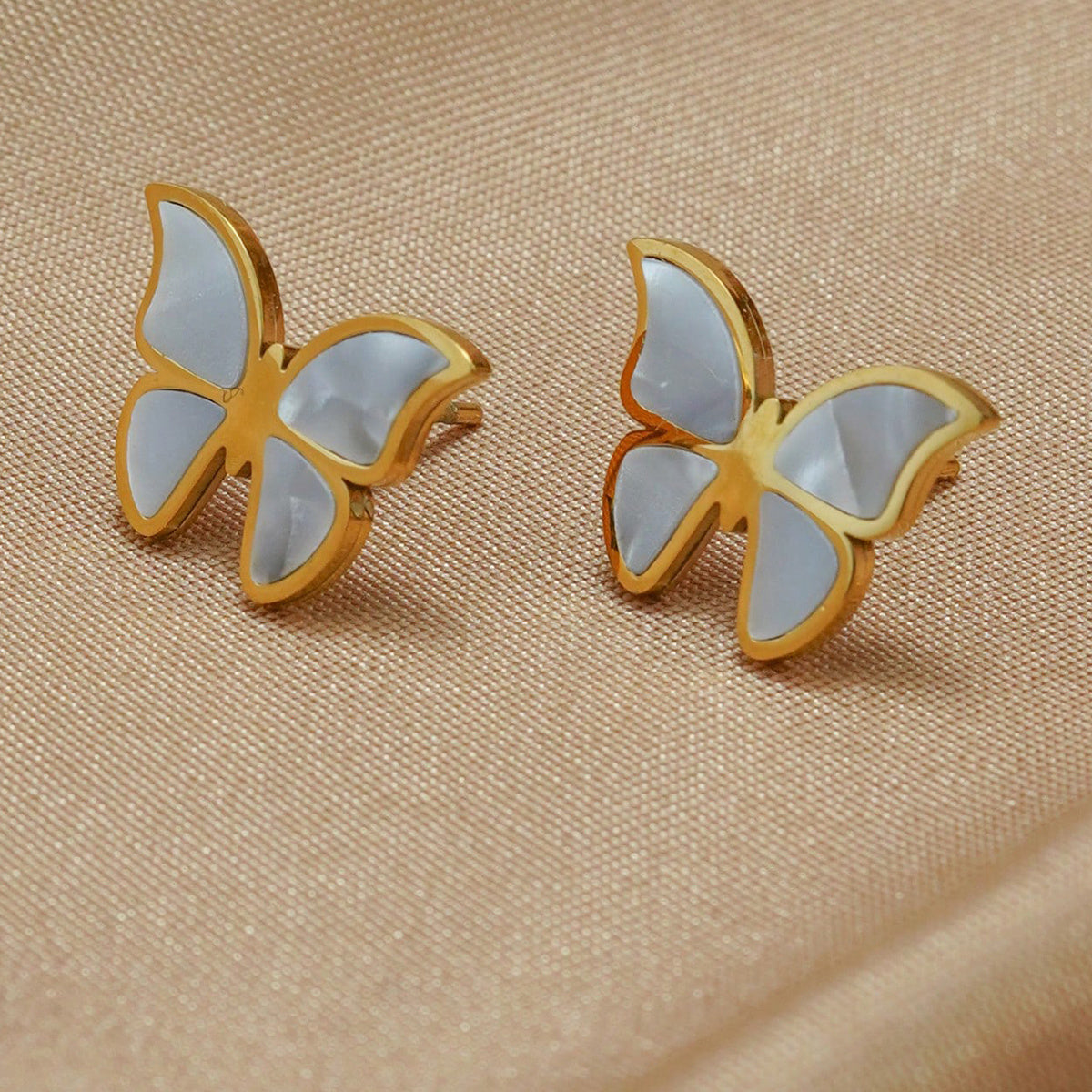 Auravelle 4-Piece Butterfly Jewelry Set – Embrace Elegance & Whimsy