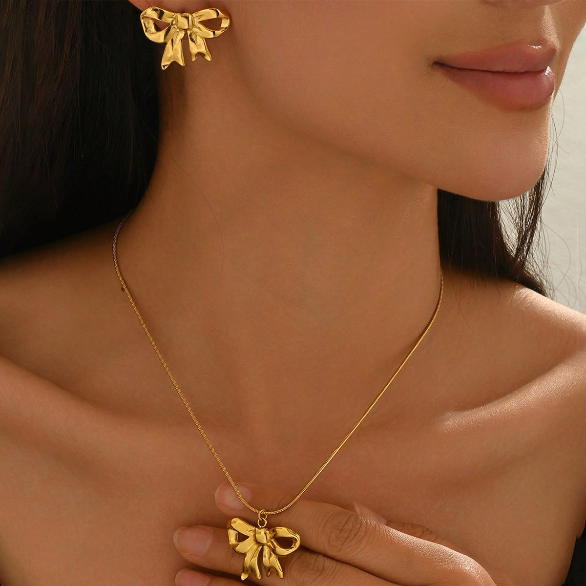 Auravelle Bow-Shaped Jewelry Set – A Feminine Touch of Elegance